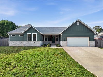 /international/us/804-e-parks-street-prairie-grove-ar-110107630949/