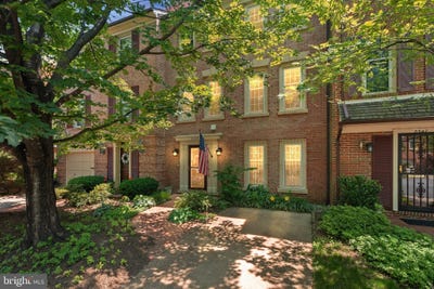 /international/us/2345-s-rolfe-street-s-arlington-va-110100804547/