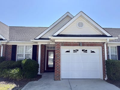 /international/us/5006-carleton-drive-wilmington-nc-110108714250/
