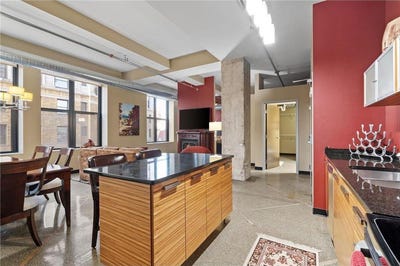 /international/us/350-saint-peter-street-saint-paul-mn-110106622406/