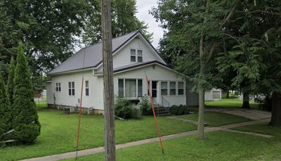 /international/us/401-s-church-street-clarksville-ia-110109002452/