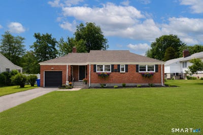 /international/us/117-gilbert-road-newington-ct-110109052466/