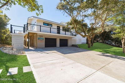 /international/us/129-dogwood-circle-pine-knoll-shores-nc-110107503353/