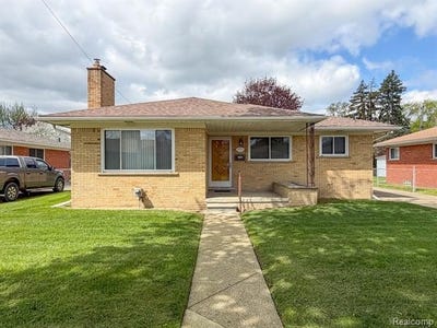 /international/us/27323-jean-road-warren-mi-110107729238/