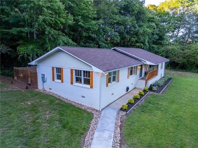 /international/us/222-north-mize-road-mount-airy-ga-110100267945/