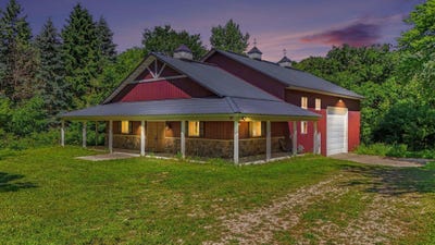 /international/us/8920-e-250th-street-elko-new-market-mn-110119494914/
