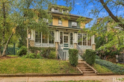 /international/us/415-du-page-street-elgin-il-110120625637/