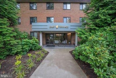 /international/us/1650-oakwood-drive-penn-valley-pa-110100758580/