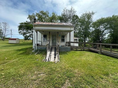 /international/us/122-woodruff-road-vinton-oh-110108205233/