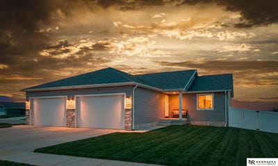 /international/us/4062-w-gary-gately-street-lincoln-ne-110108257938/