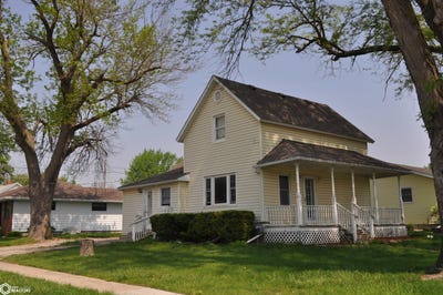 /international/us/303-west-street-carroll-ia-110108445071/
