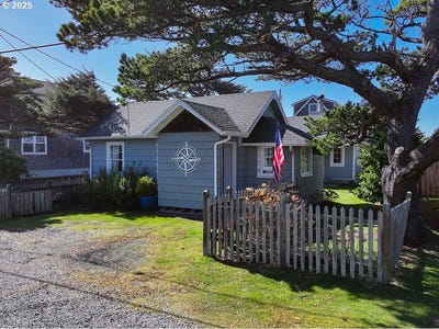 /international/us/3524-pacific-ave-cannon-beach-or-110097913794/