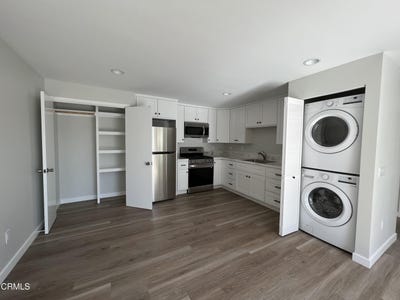 /international/us/35-san-benito-avenue-ventura-ca-110109101256/