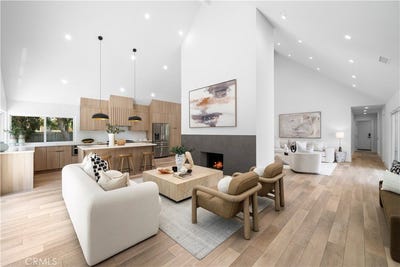 /international/us/4421-pinyon-tree-lane-irvine-ca-110100533122/