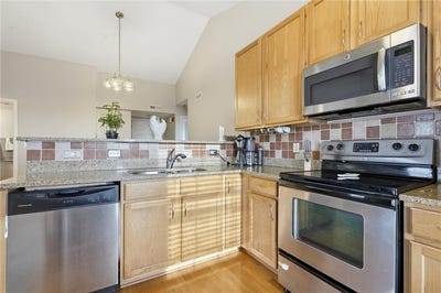 /international/us/8030-n-drury-avenue-kansas-city-mo-110104587086/