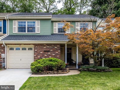 /international/us/145-calderwood-lane-mount-laurel-nj-110108387412/