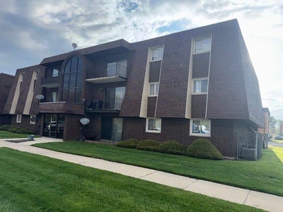 /international/us/383-stoney-island-avenue-calumet-city-il-110107961176/