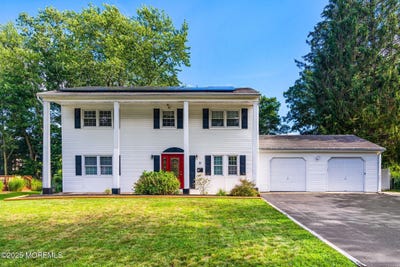 /international/us/11-n-westfield-road-howell-nj-110101163879/?lang=en