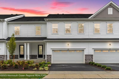 /international/us/110-woolley-court-ocean-twp-nj-110108295384/