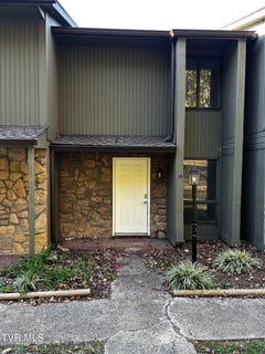/international/us/1419-colony-park-drive-johnson-city-tn-110106433941/