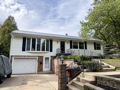 /international/us/1027-n-rath-avenue-ludington-mi-110119956312/