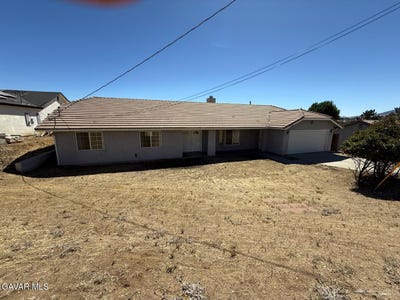 /international/us/22608-mariposa-road-tehachapi-ca-110109852049/