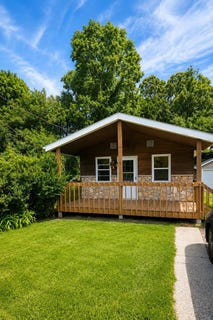 /international/us/n76w31328-county-road-vv-hartland-wi-110109771786/