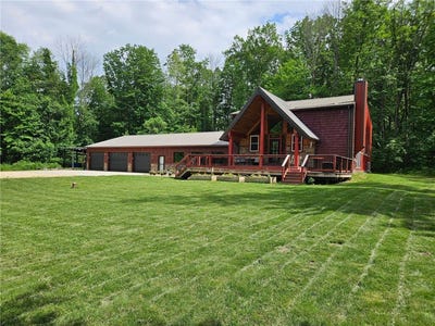 /international/us/546-315th-street-knapp-wi-110099174936/