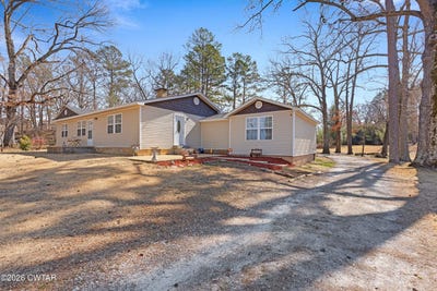 /international/us/2925-state-route-100-w-henderson-tn-110105951557/