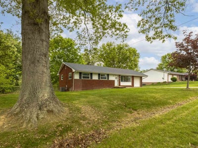 /international/us/114-oakwood-estate-scott-depot-wv-110107548045/