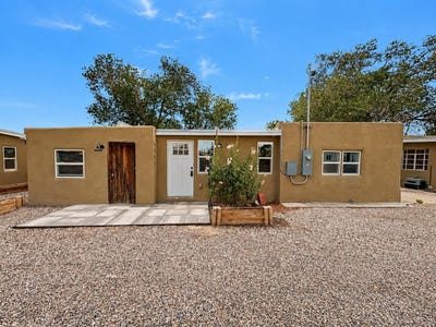 /international/us/1321-a-15th-street-nw-albuquerque-nm-110108426953/