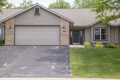 /international/us/1207-n-pine-street-sun-prairie-wi-110100397227/