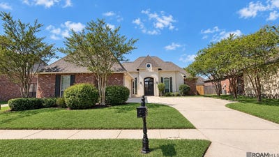 /international/us/8910-glenfield-dr-baton-rouge-la-110120498866/