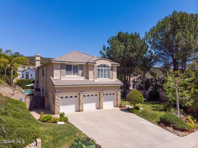 /international/us/850-ellesmere-way-oak-park-ca-110108017999/