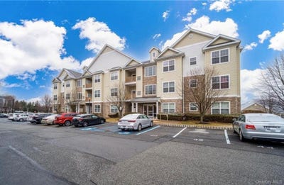 /international/us/943-tower-ridge-circle-middletown-ny-110109153408/
