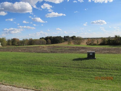 /international/us/benson-lane-lot-4-roberts-wi-110109451557/