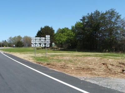 /international/us/four-locust-highway-keysville-va-110098401702/