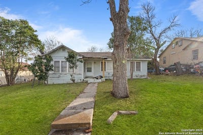 /international/us/1932-e-highland-blvd-san-antonio-tx-110120534566/