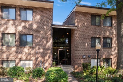 /international/us/1422-northgate-square-reston-va-110102547441/