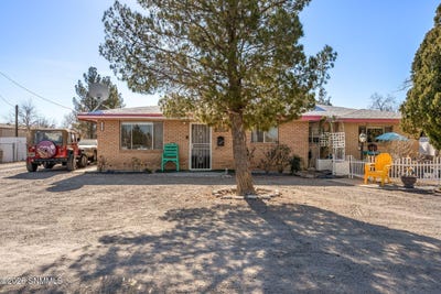 /international/us/218-220-highway-228-mesquite-nm-110105034310/