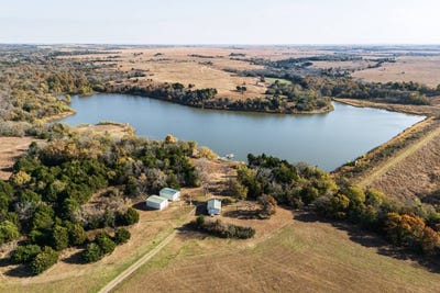 /international/us/1140-road-8-cedar-vale-ks-110104307955/