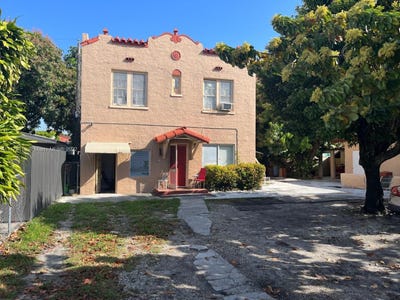 /international/us/1703-sw-10th-st-miami-fl-110075484348/
