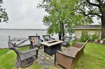 /international/us/5151-99th-avenue-clear-lake-mn-110099661206/