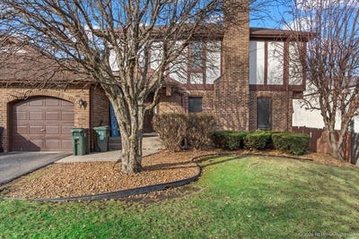 /international/us/6352-w-orchard-drive-palos-heights-il-110107088232/