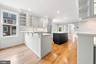 /international/us/105-high-street-chestertown-md-110103374306/