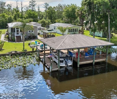 /international/us/329-paradise-circle-satsuma-fl-110108364348/