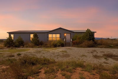 /international/us/5-calle-se-edgewood-nm-110104608257/
