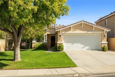 /international/us/28215-somerset-court-castaic-ca-110110372707/