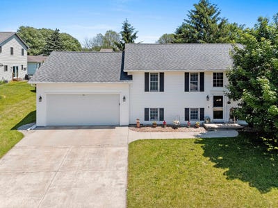 /international/us/1504-orchard-drive-kaukauna-wi-110100453229/?lang=en