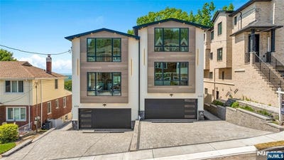 /international/us/519-4th-street-palisades-park-nj-110108169545/